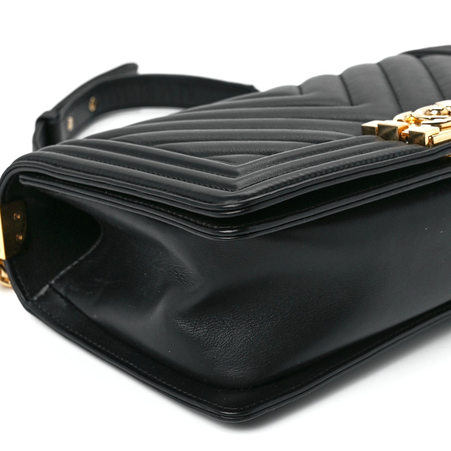 Calfskin Chevron Quilted Medium Boy Flap Black