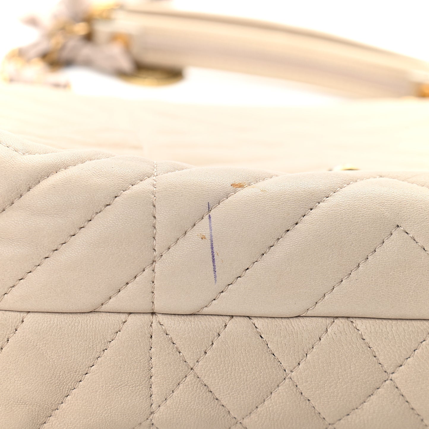 Calfskin Quilted Medium Happy Shoulder Bag Grey