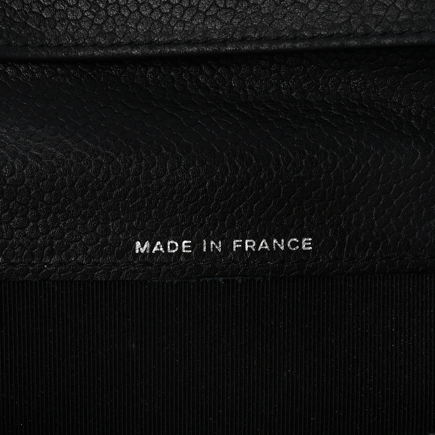 Chanel Caviar Quilted Yen Wallet Black 7 of 9
