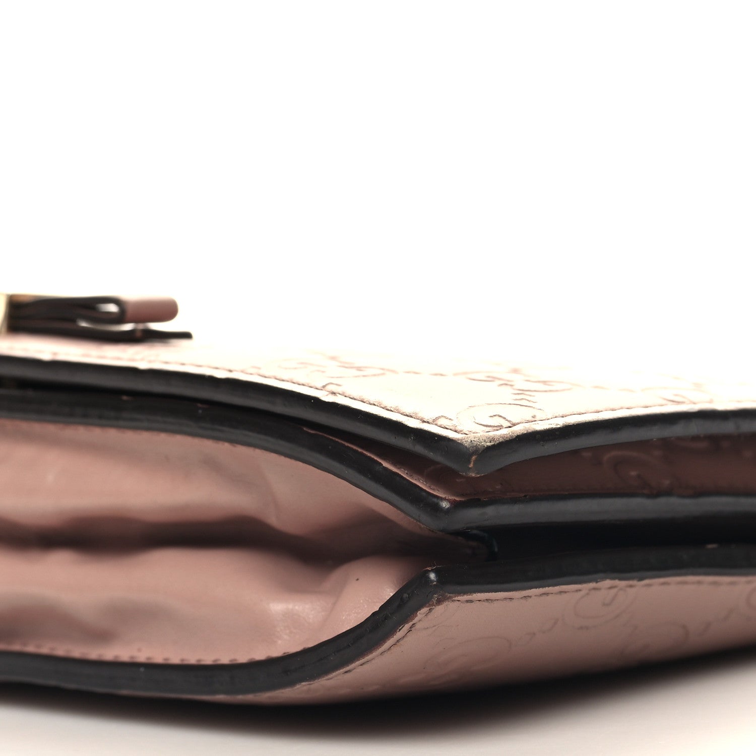 Gucci Guccissima Signature Bowy Chain Wallet Dark Cipria 9 of 12