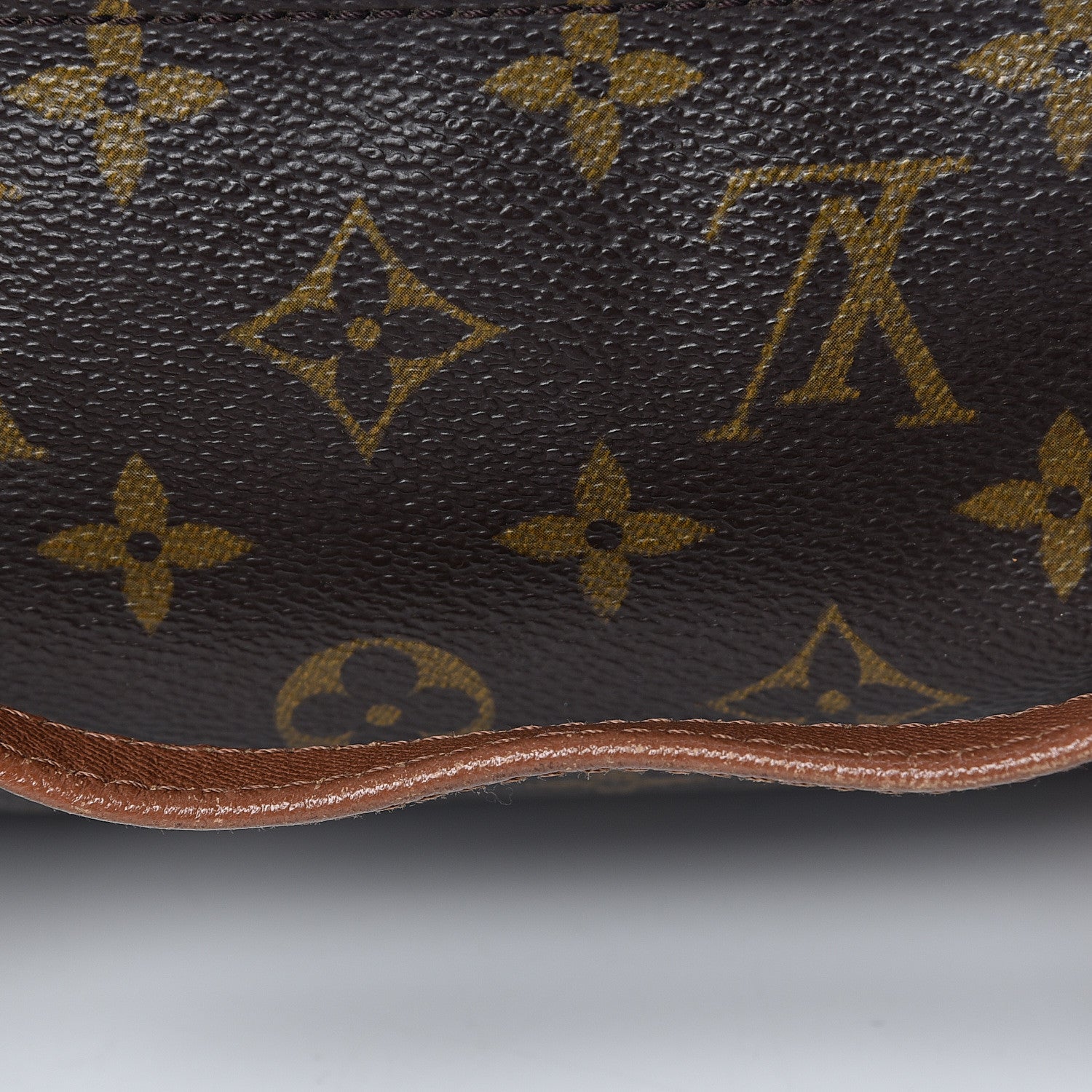 Louis Vuitton Monogram Papillon 30 17 of 18