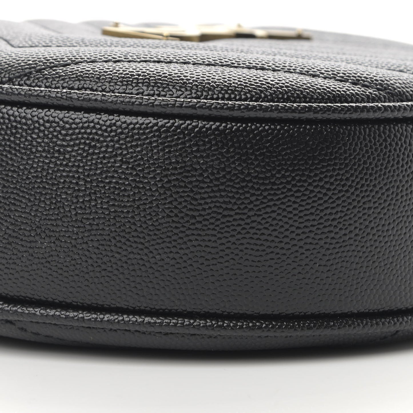 Grain De Poudre Matelasse Chevron Quilted Round Vinyle Camera Bag Black