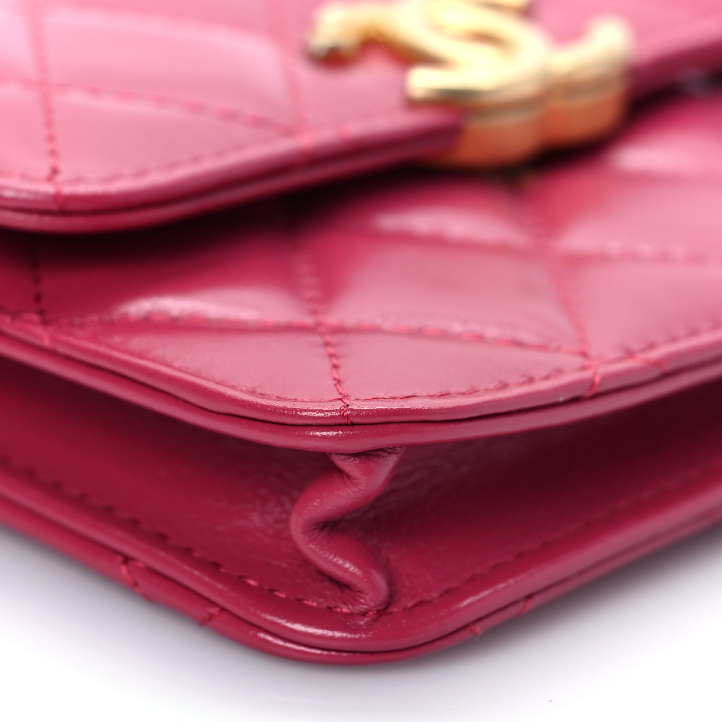 Lambskin Quilted Pearl Crush Clutch With Chain Fuchsia