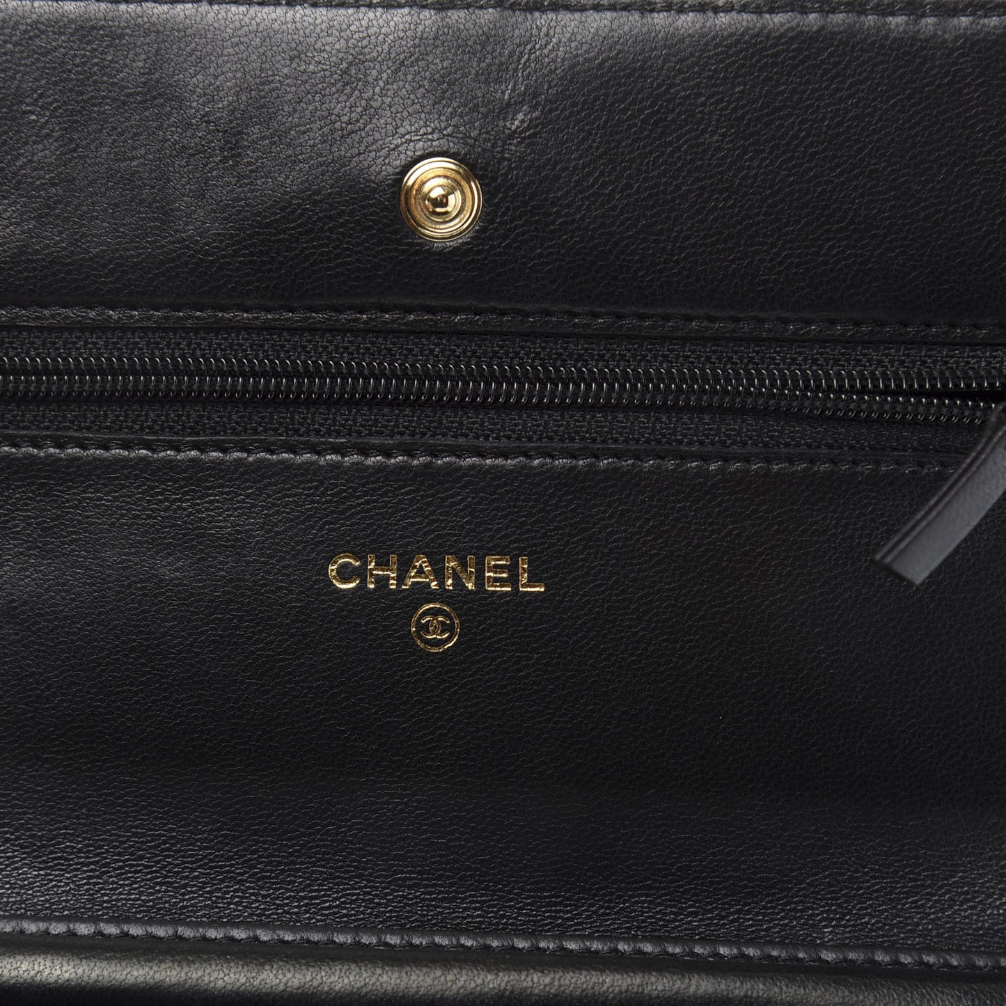 Lambskin Quilted Wallet On Chain WOC Black
