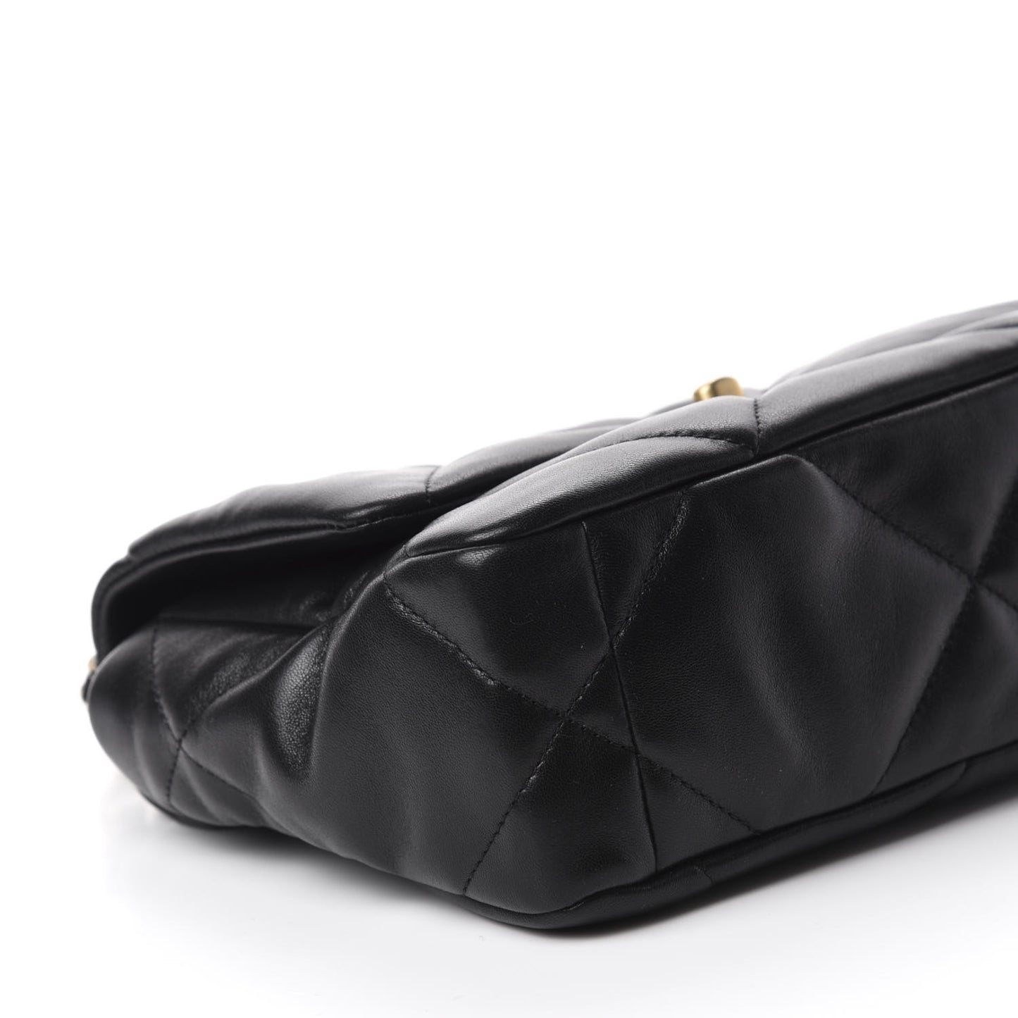 Lambskin Quilted Medium 19 Flap Black