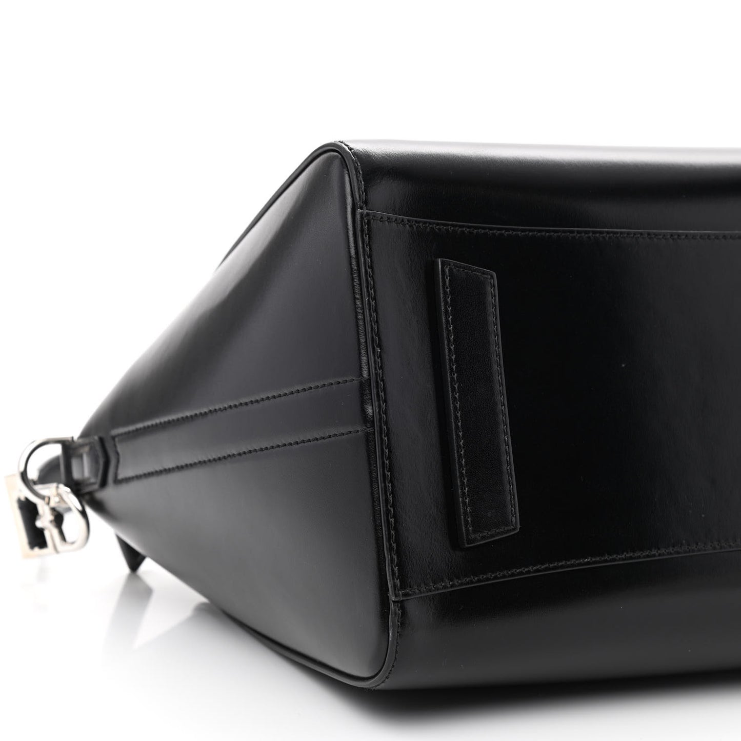 Shiny Lord Calfskin Medium Antigona Black