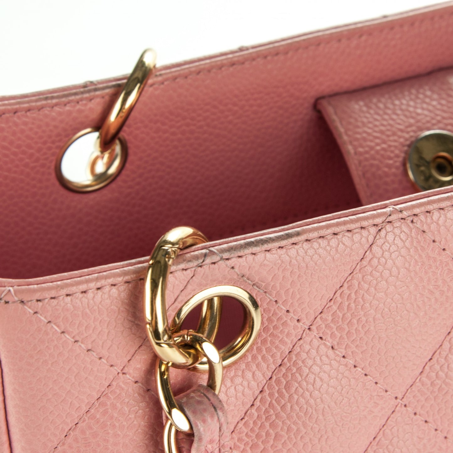 Caviar Quilted Petit Shopping Tote PST Pink