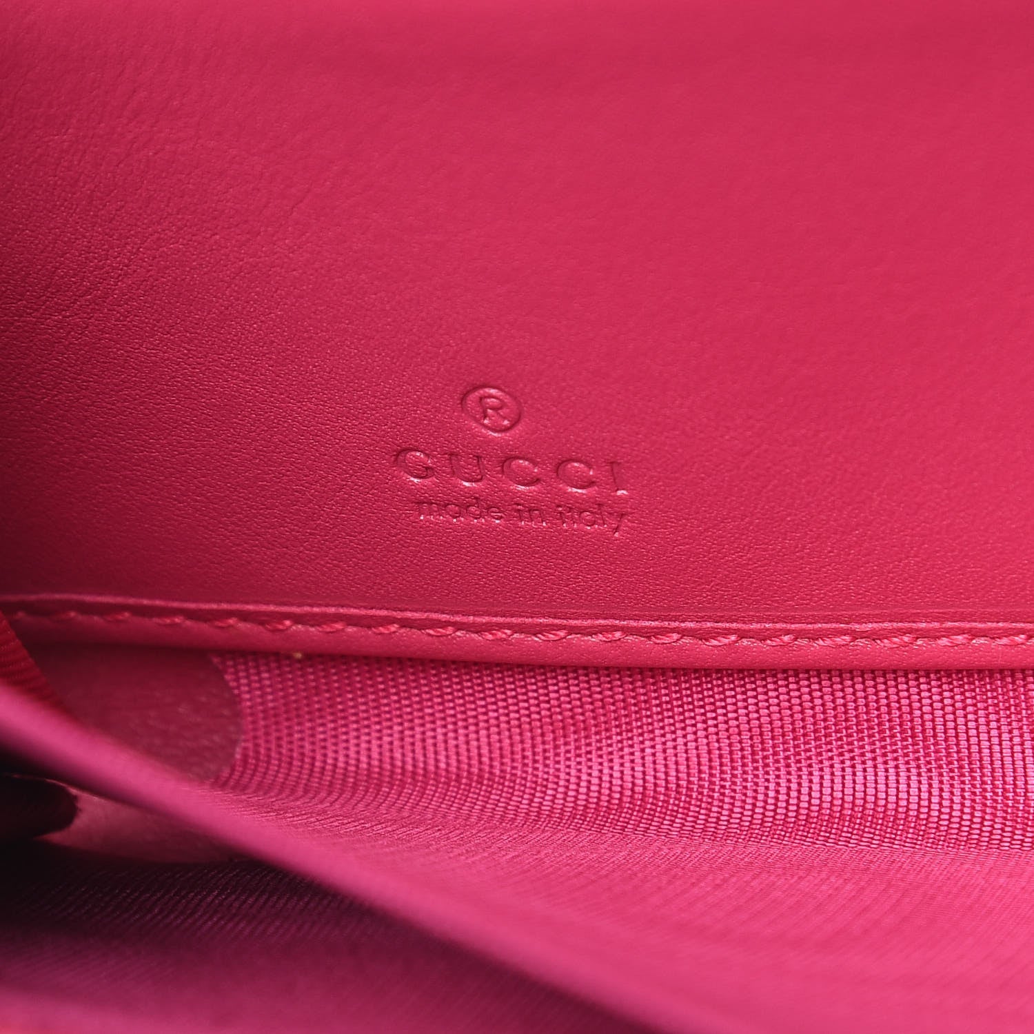 Gucci X MLB Guccissima Signature NY Yankees Embroidered Zip Around Wallet Box Pink Blue Ivory 7 of 10