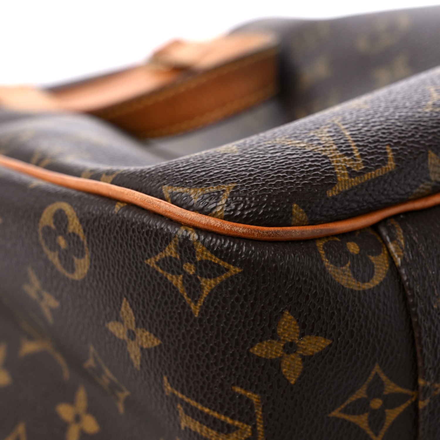 Louis Vuitton Monogram Excursion Shoe Bag 9 of 19