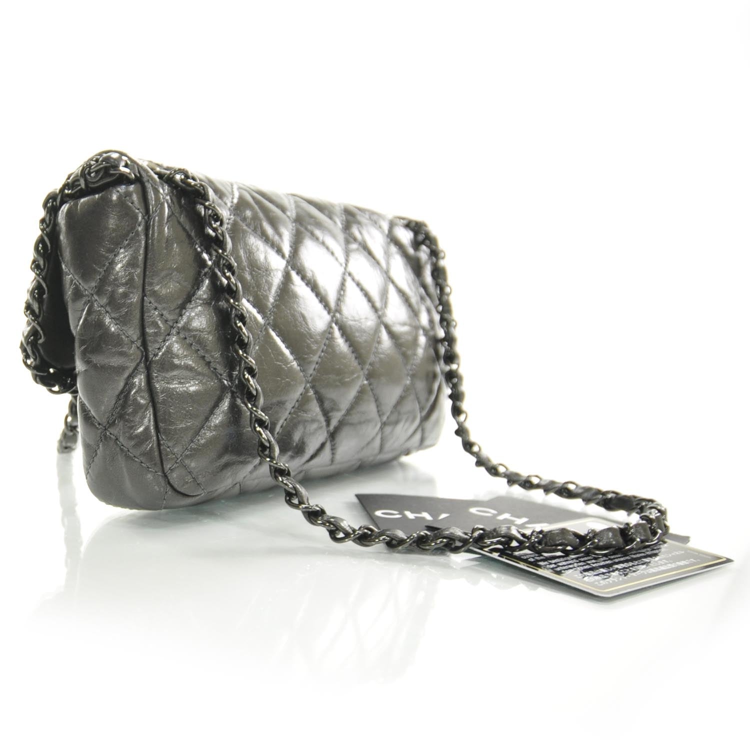 Chanel Leather Chain Me Medium Flap 3 of 9