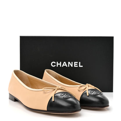 Chanel Lambskin Cap Toe CC Ballerina Flats 38 Beige Black 11 of 11