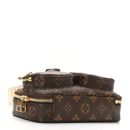 Louis Vuitton Monogram Utility Crossbody 4 of 7