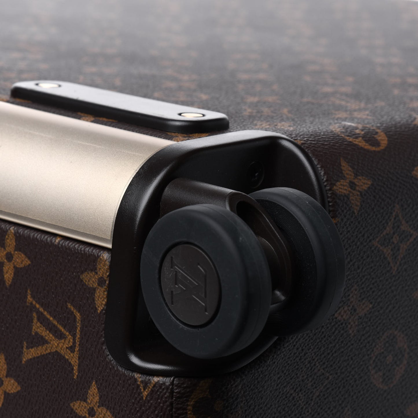 Monogram Horizon 70