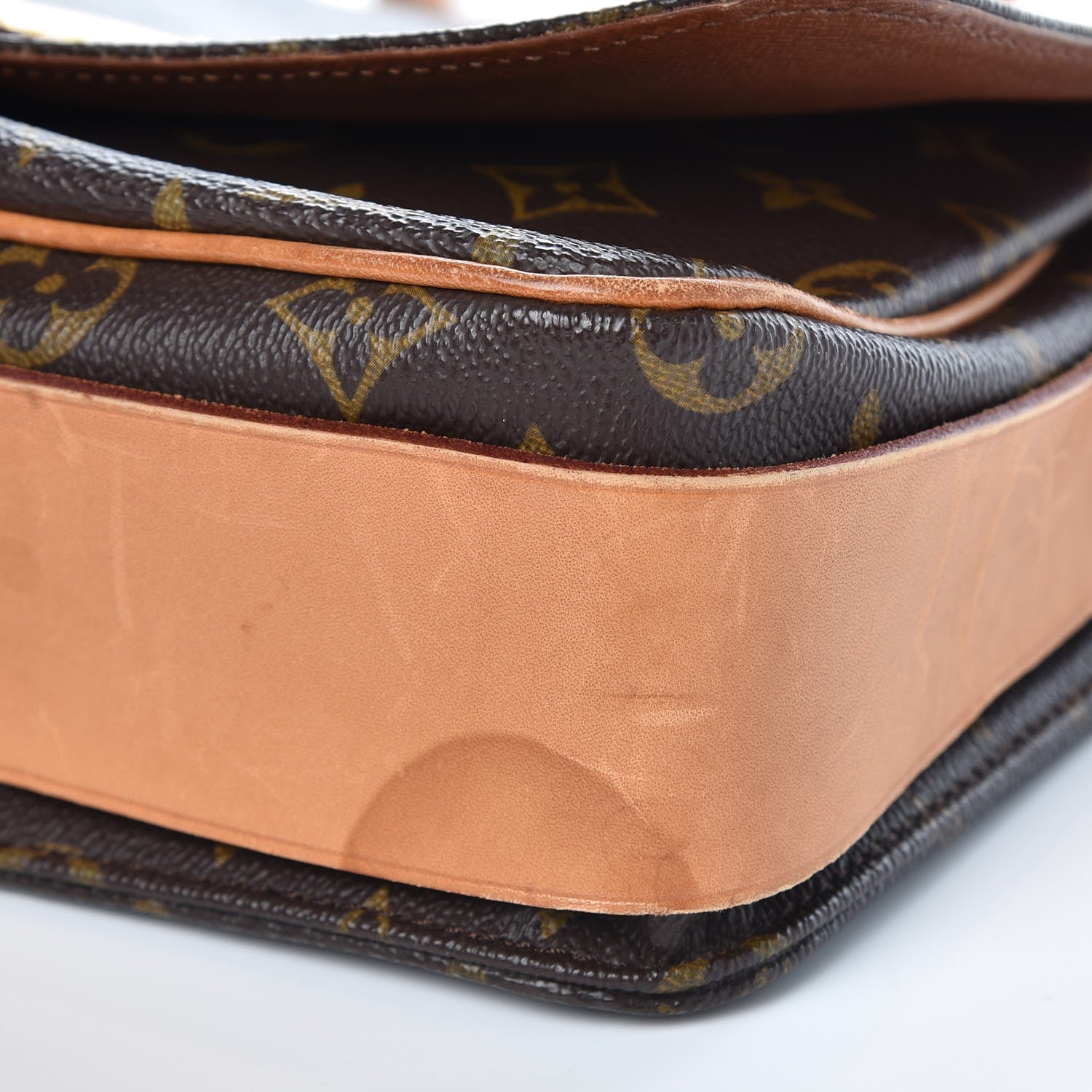 Louis Vuitton Monogram Cartouchiere 26 10 of 10