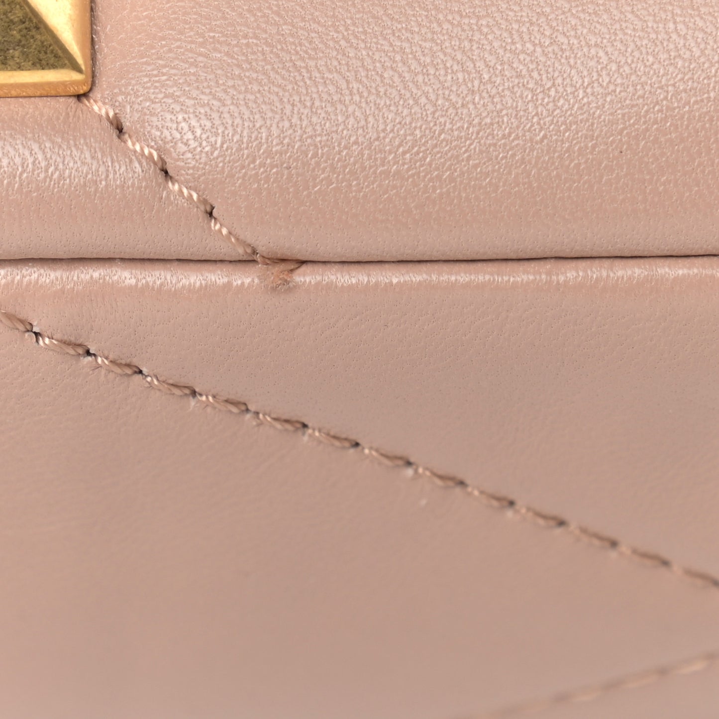 Nappa Medium Roman Stud Shoulder Bag Rose Cannelle