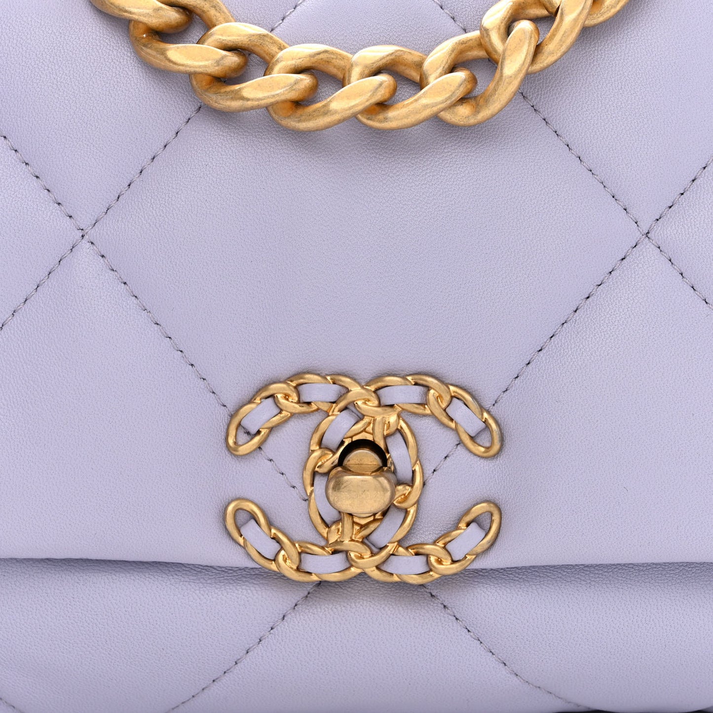 Lambskin Quilted Medium Chanel 19 Flap Light Purple