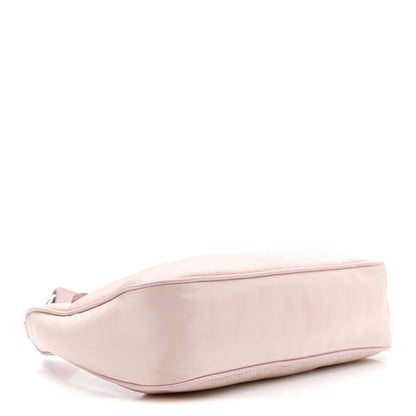 Prada Nylon Re-Edition 2005 Shoulder Bag Alabastro 4 of 14