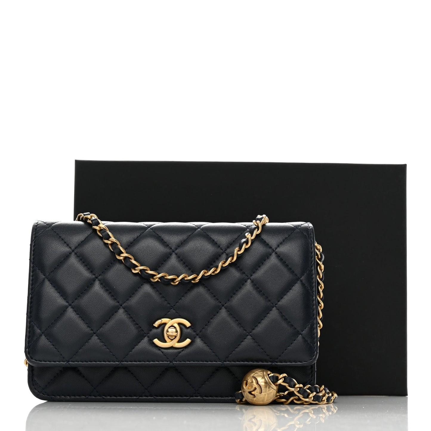 Lambskin Quilted Pearl Crush Wallet on Chain WOC Navy