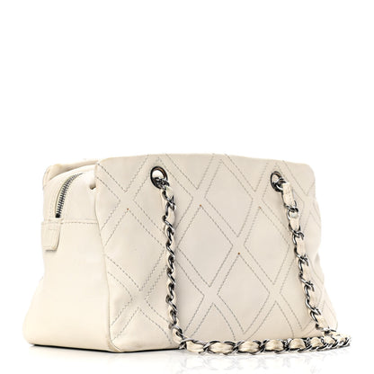 Chanel Calfskin Small Diamond Stitch Tote White 2 of 6