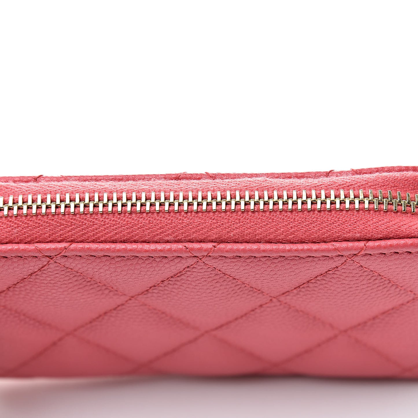 Caviar Quilted Zip Coin Purse Pink