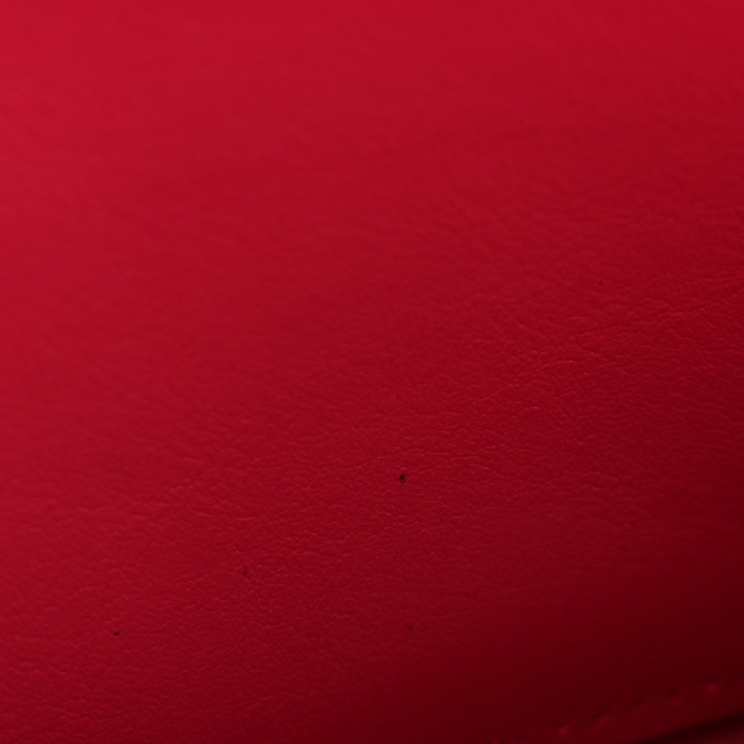 Taurillon Capucines Wallet Black