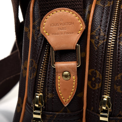 Louis Vuitton Monogram Reporter PM 22 of 22