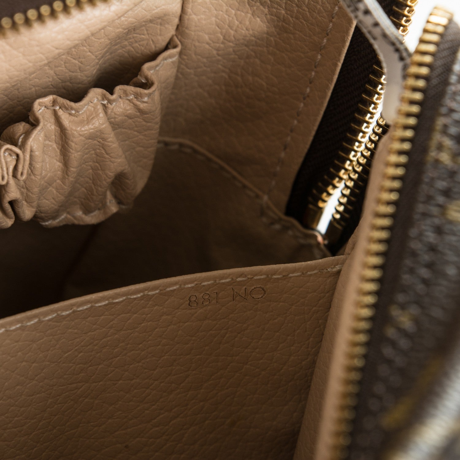 Louis Vuitton Monogram Trousse Toilette 28 8 of 8
