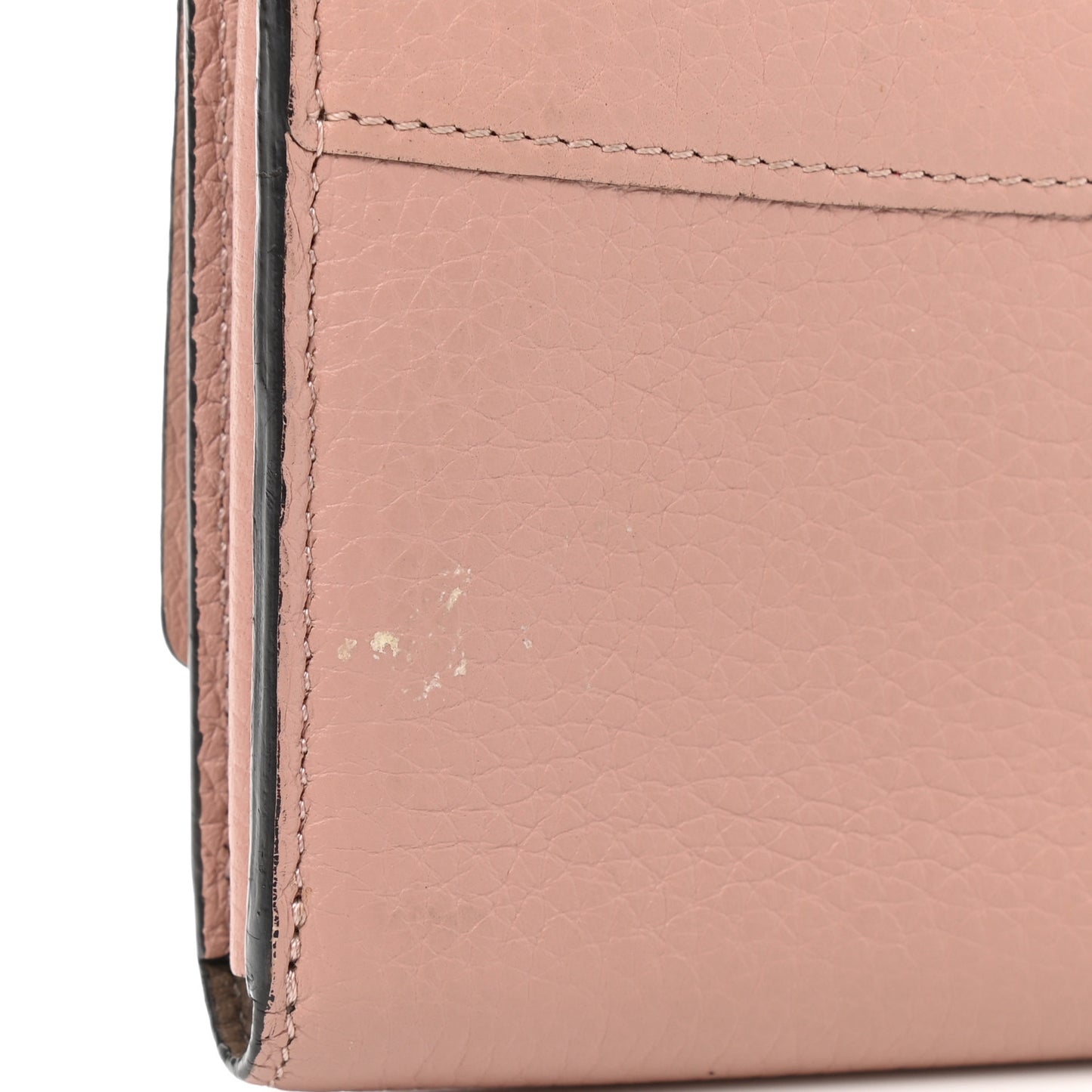 Taurillon Capucines Wallet Magnolia