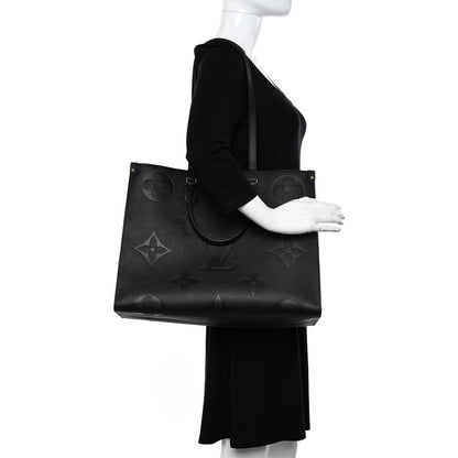 Louis Vuitton Empreinte Monogram Giant Onthego GM Black 2 of 9