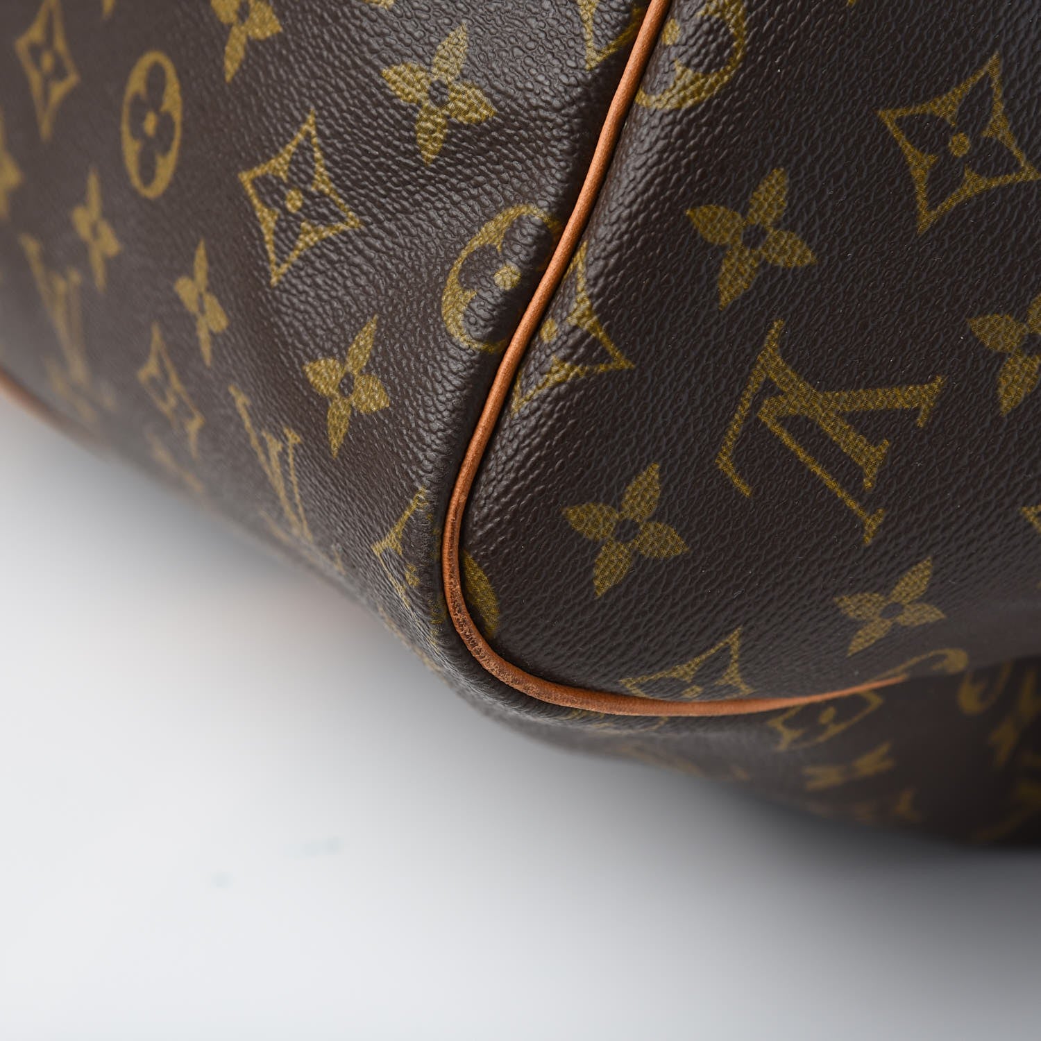 Louis Vuitton Monogram Keepall Bandouliere 55 27 of 29