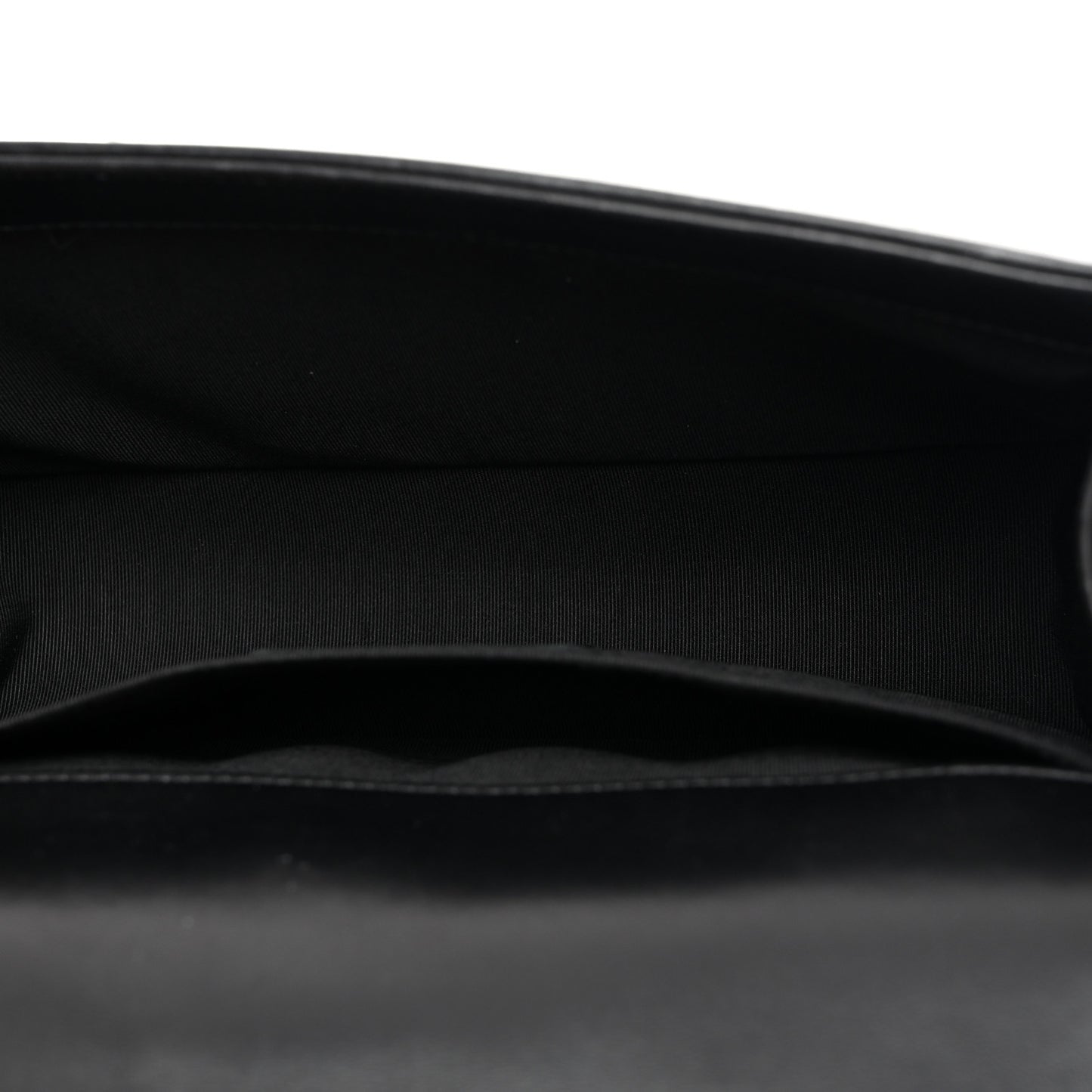 Lambskin Chevron Quilted Medium Boy Flap Black