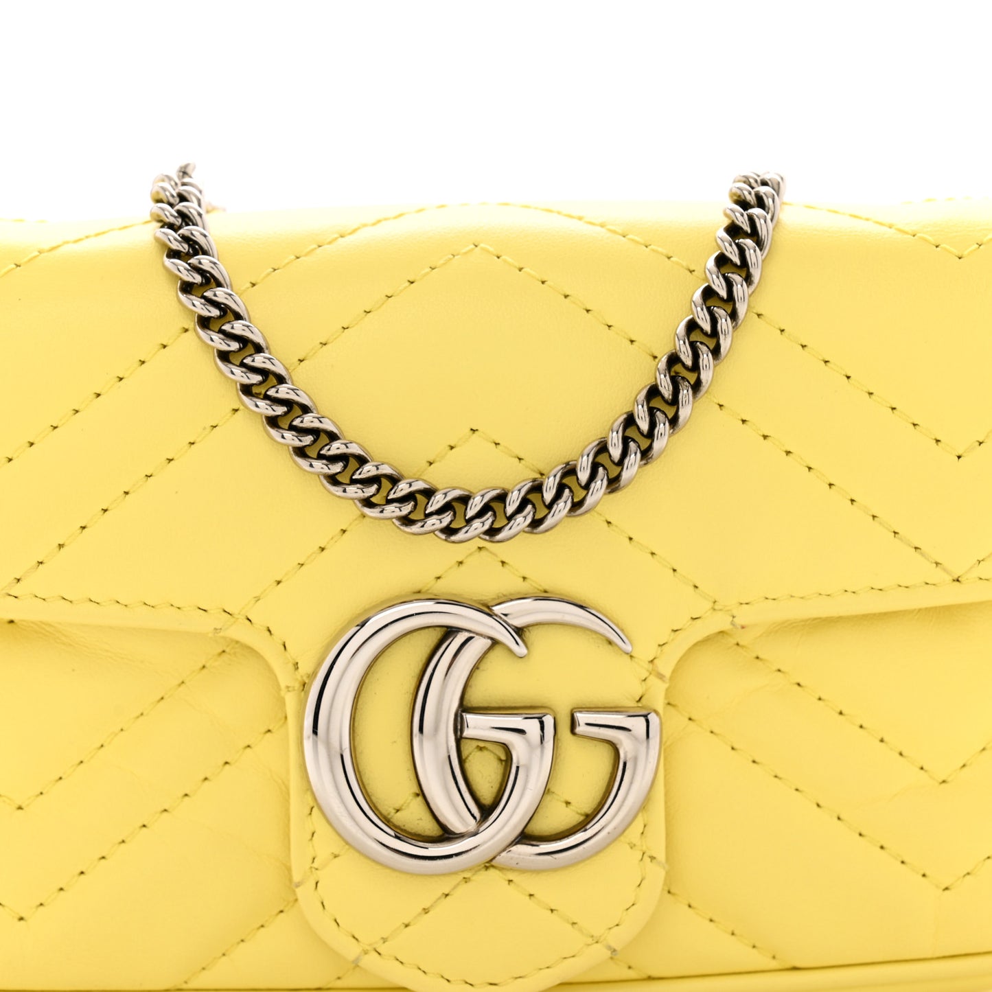 Calfskin Matelasse Super Mini GG Marmont Shoulder Bag Banana