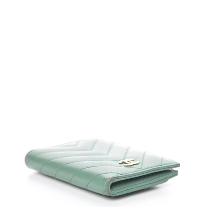 Chanel Lambskin Chevron Quilted Card Holder Wallet Green 4 of 17