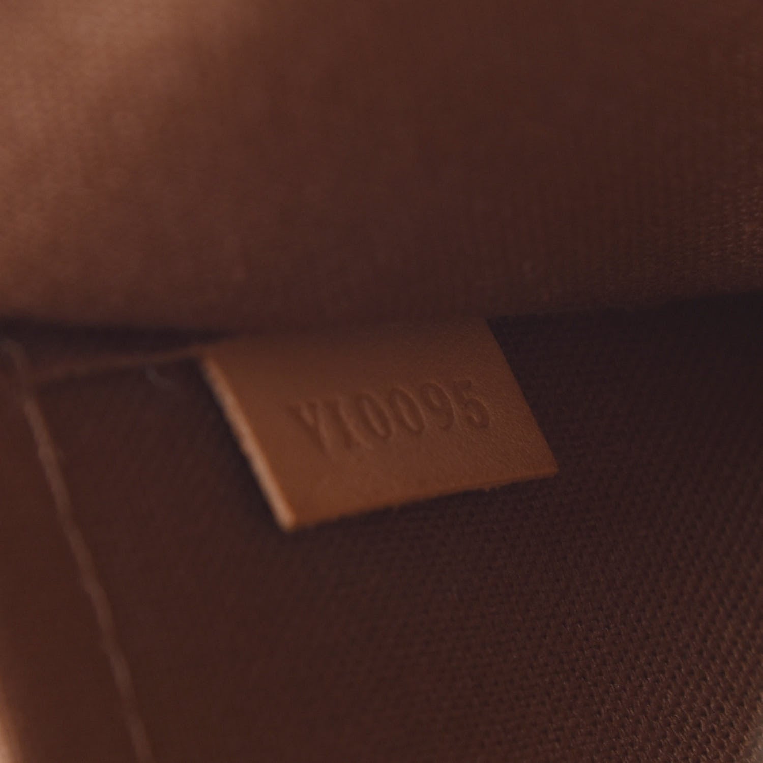 Louis Vuitton Monogram Popincourt 9 of 13