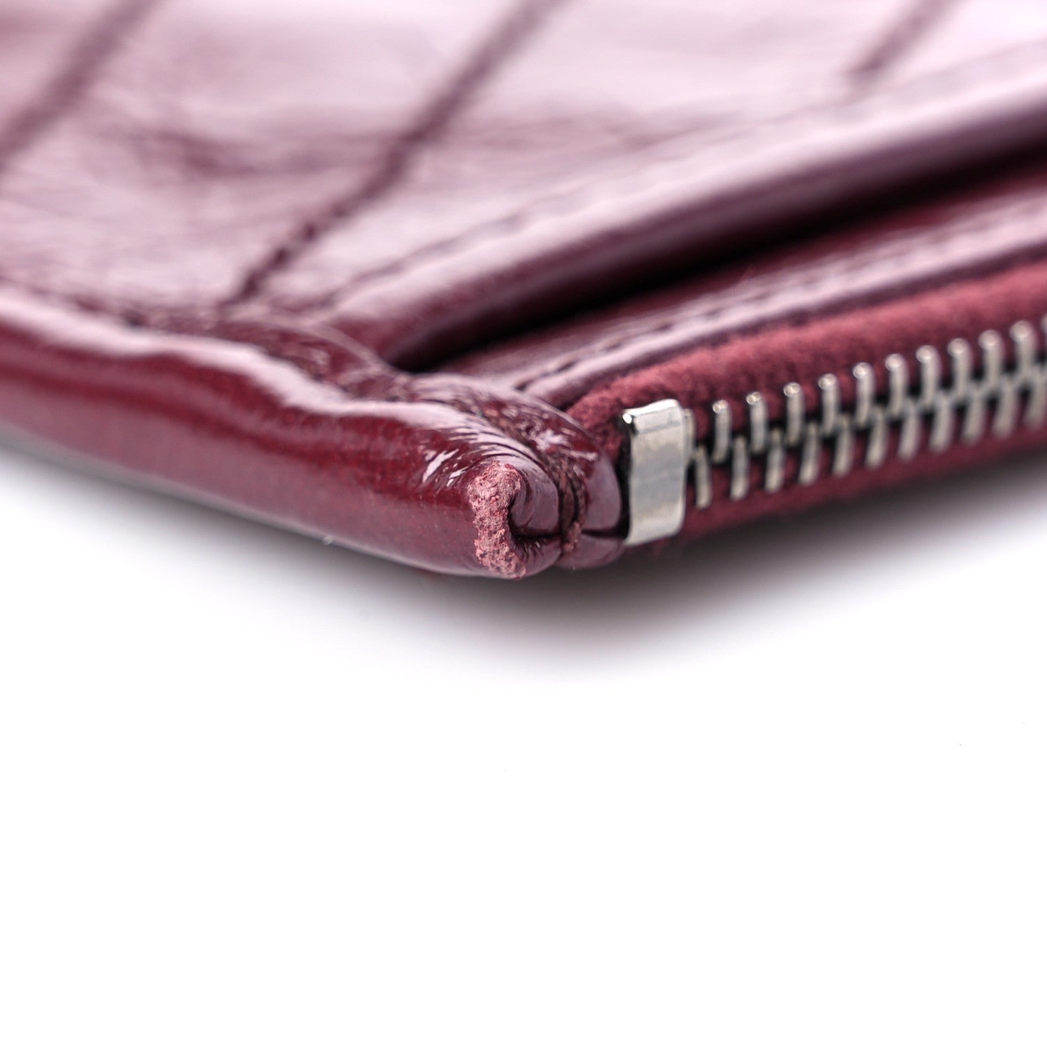 Saint Laurent Crinkled Calfskin Matelasse Niki Bill Pouch Rouge Legion 8 of 12