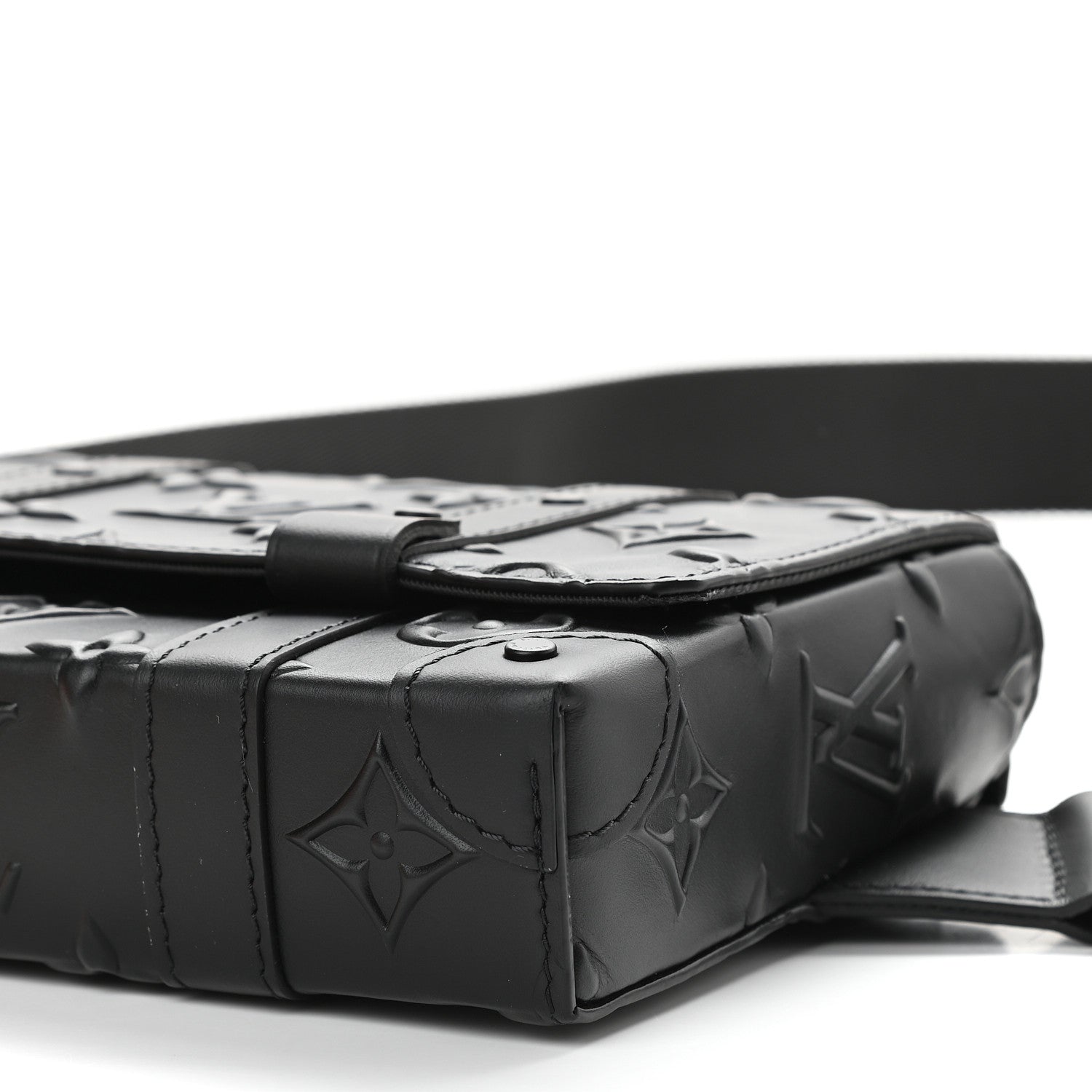 Louis Vuitton Monogram Seal Slingback Trunk Black 9 of 9