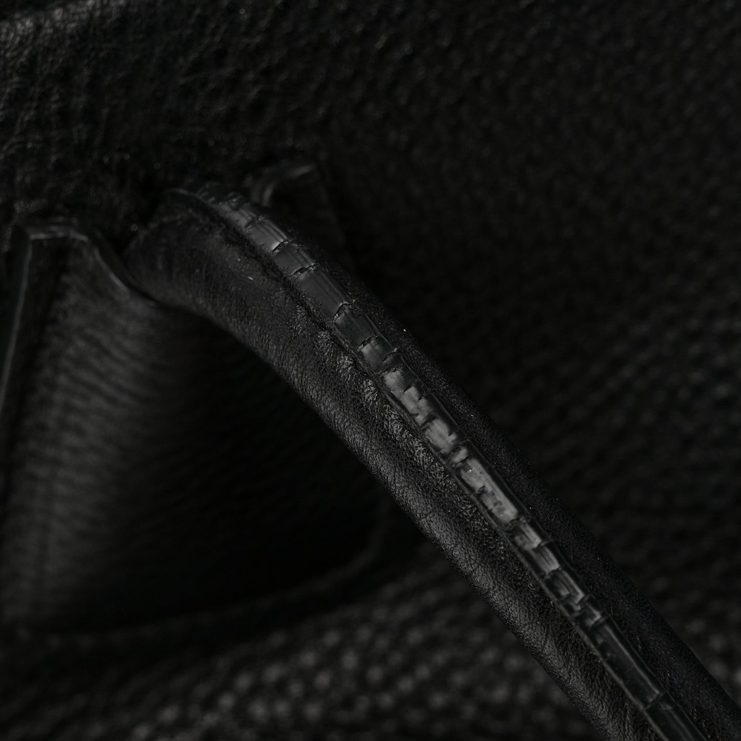 Vitello Phenix Shopping Tote Black