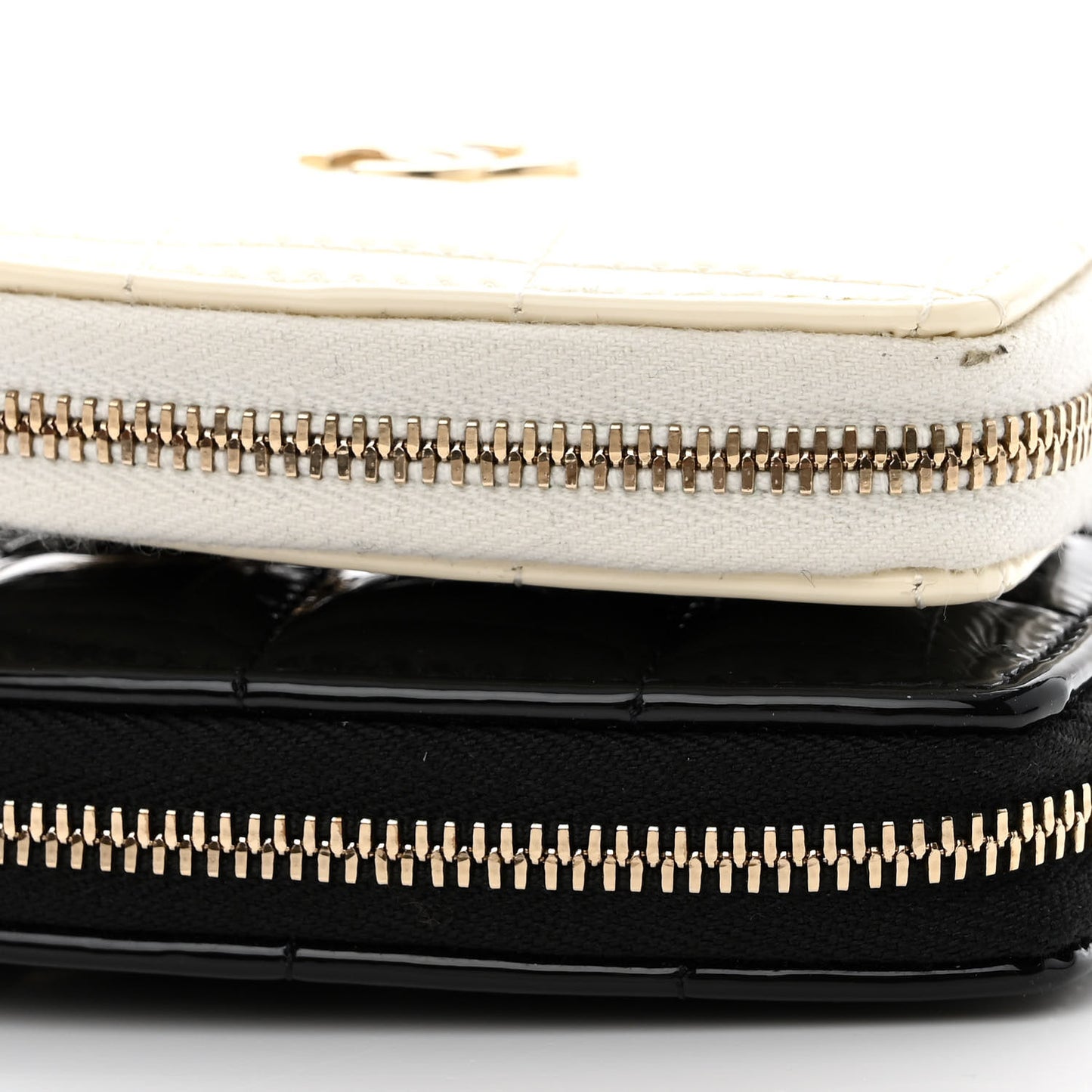 Patent Calfskin Resin Quilted CC Heart Clutch With Chain Black