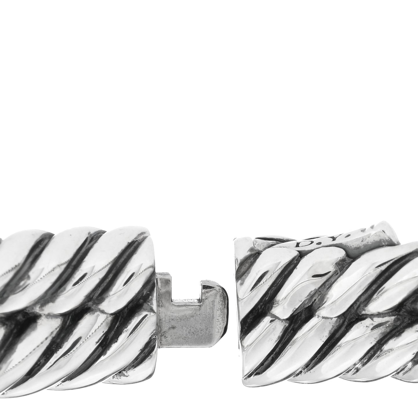 Sterling Silver 10mm Single Loop Labyrinth Bracelet