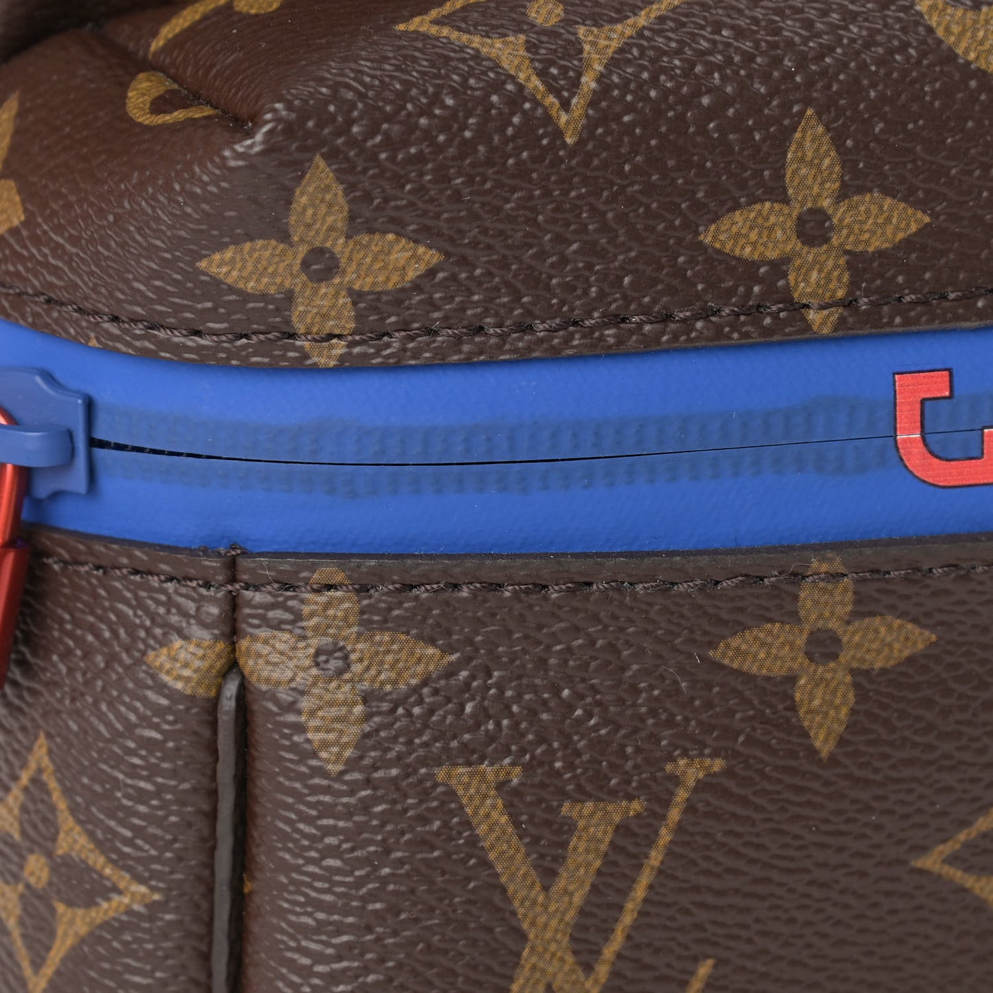 Monogram Outdoor Messenger PM