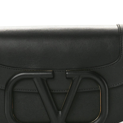 Valentino Garavani Calfskin Monochrome Medium Supervee Crossbody Bag Black 7 of 11