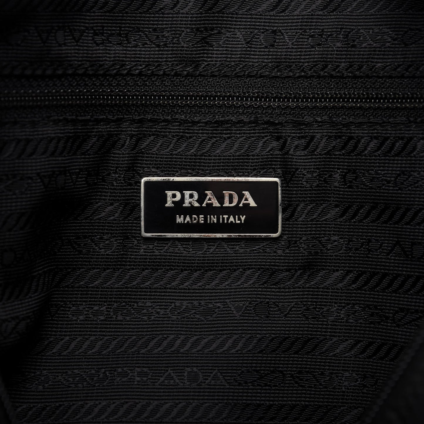 Nylon Vela Messenger Bag Black