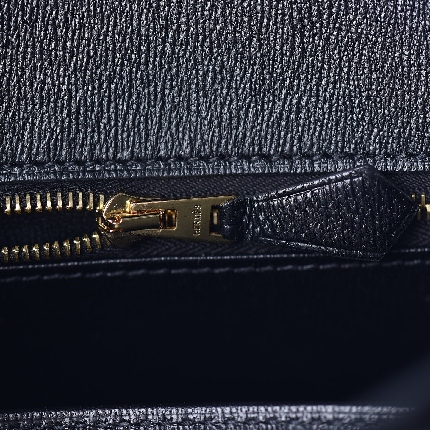 Shiny Porosus Crocodile Birkin 25 Black