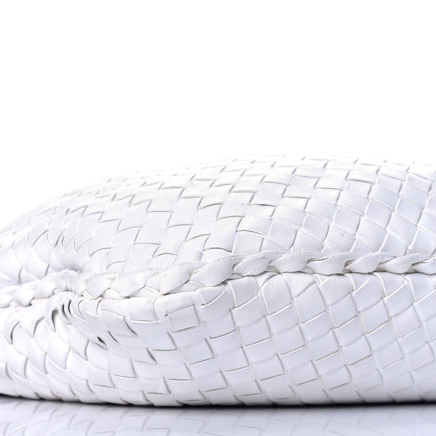 Nappa Intrecciato Medium Veneta Hobo White