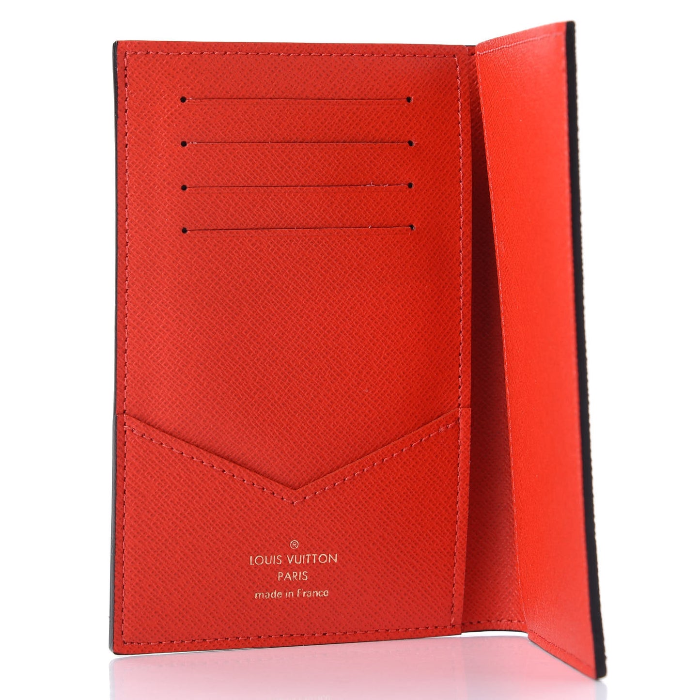 Monogram 2018 Christmas Animation Passport Cover