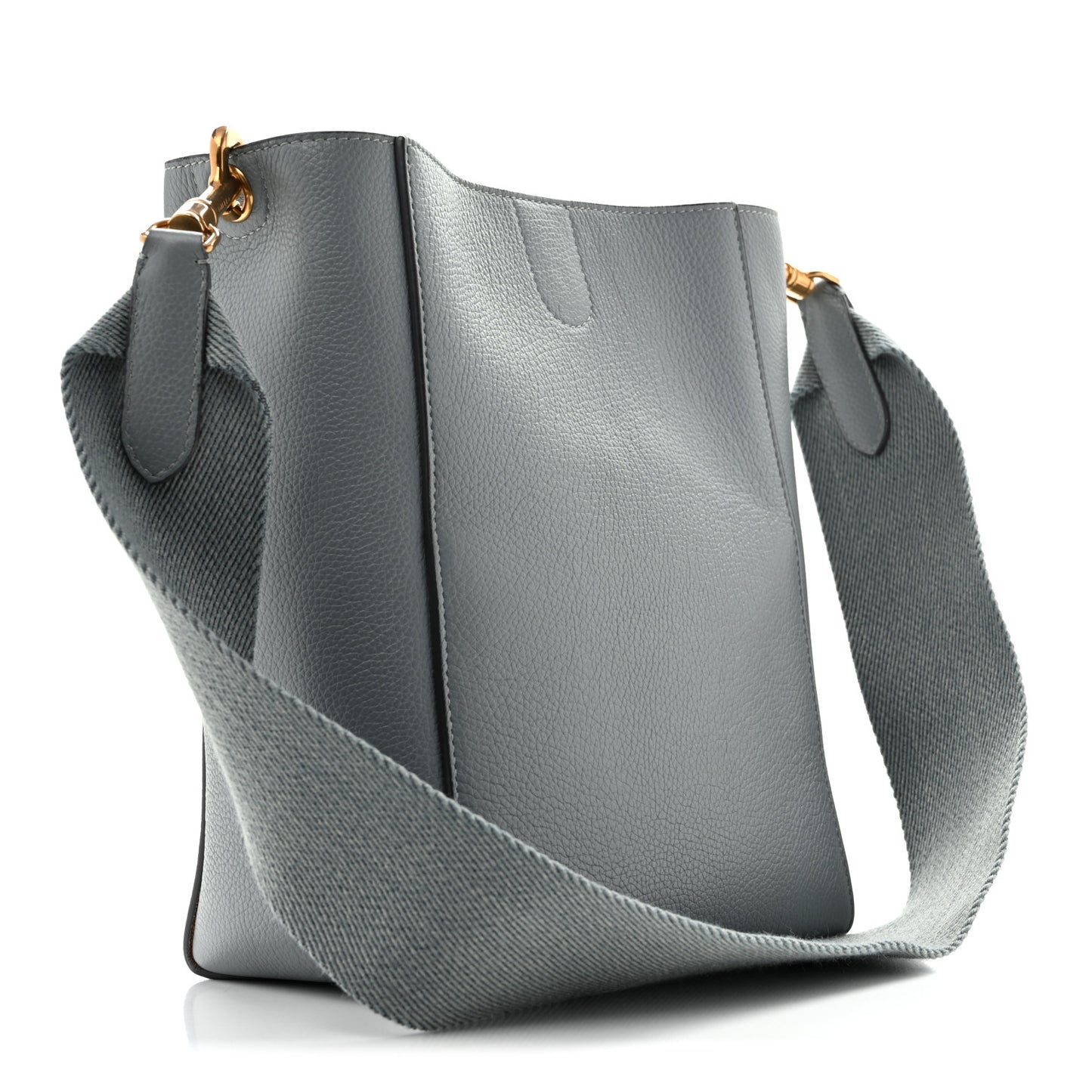 Soft Grained Calfskin Small Sangle Bucket Bag Cloud
