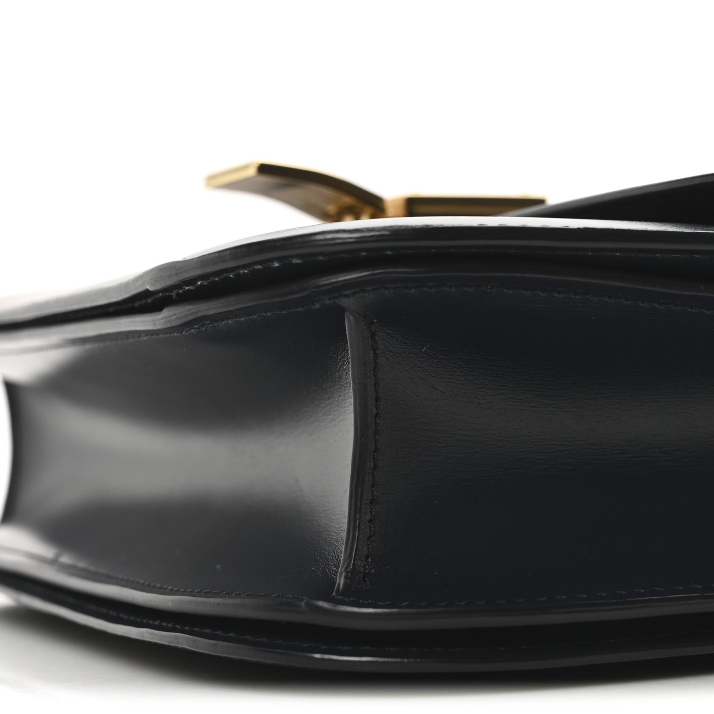 Box Calfskin Medium Classic Box Flap Bag Navy