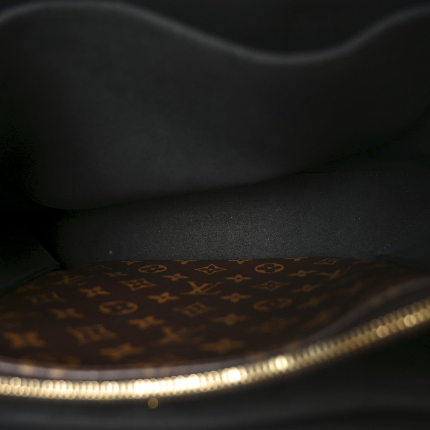 Louis Vuitton Monogram Flower Tote Black 5 of 9