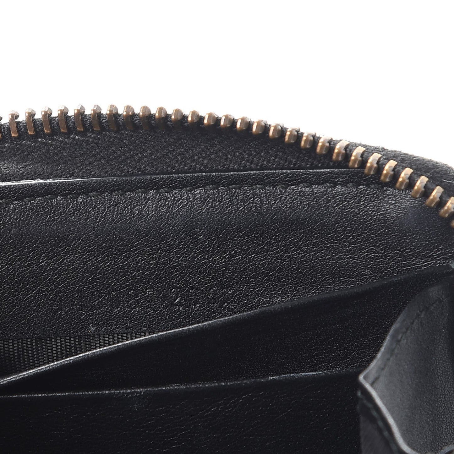 Calfskin Matelasse GucciGhost GG Marmont Zip Around Wallet Black New Acquamarine