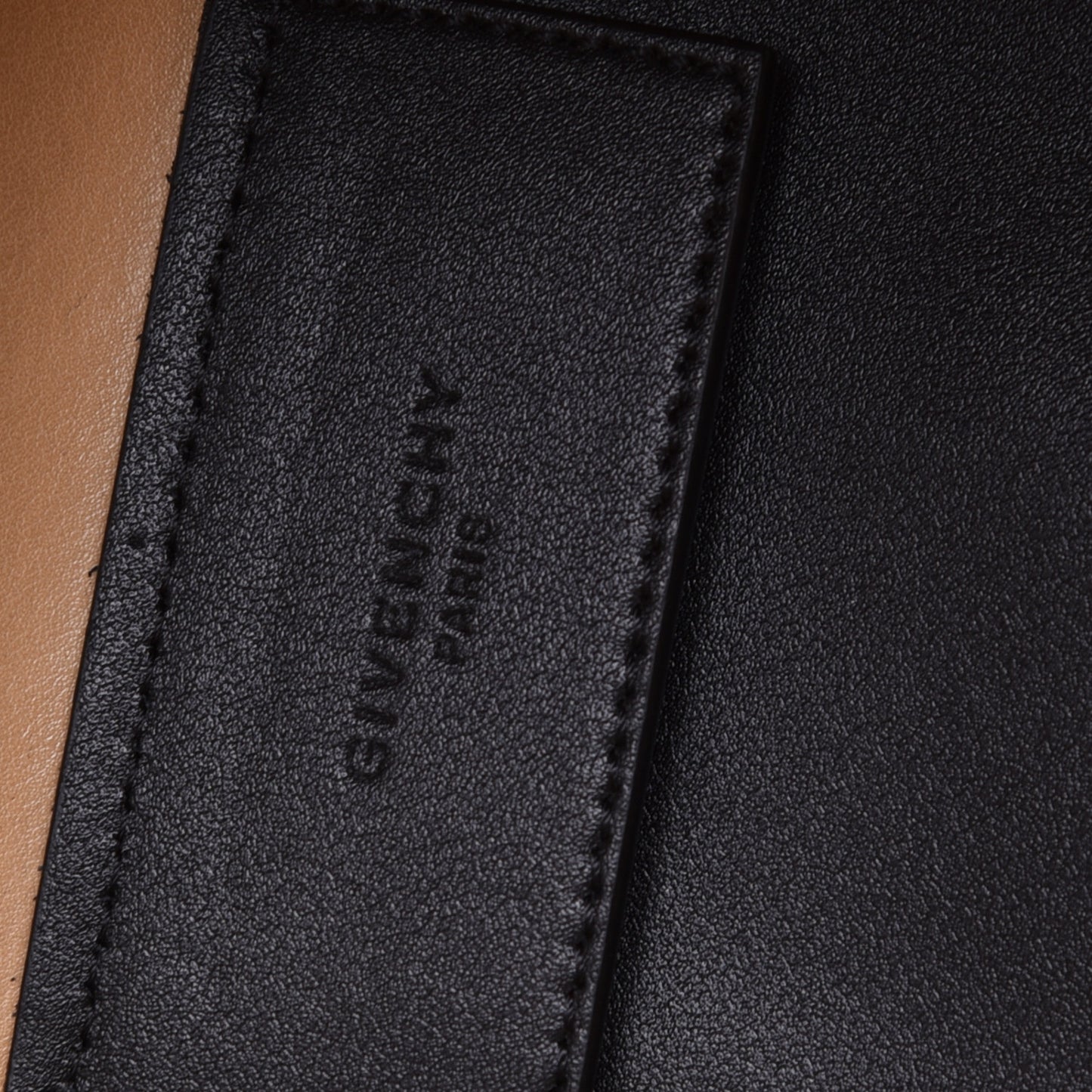 Calfskin Chain Embossed Medium Bond Shopper Tote Black